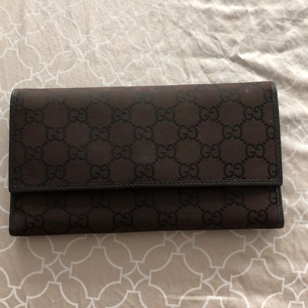NWOT Gucci Brown Canvas Continental Wallet